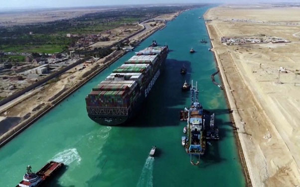 Aumento en los Costos Operativos en el Canal de Suez